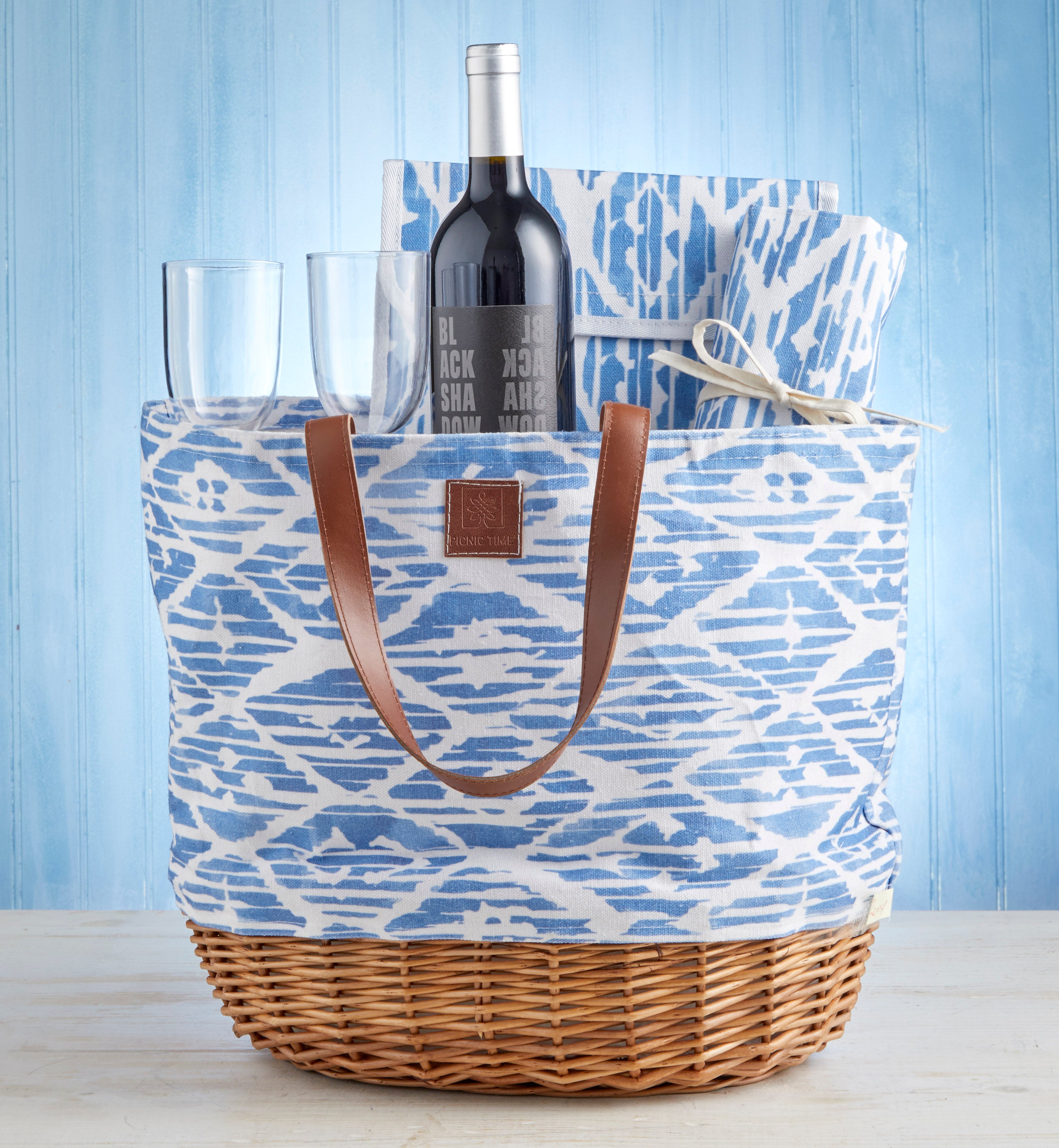 Picnic Tote with Wine